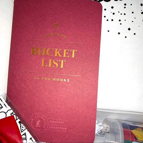 The Confetti Post Holiday Box - Brand New - Picture 7 of 11